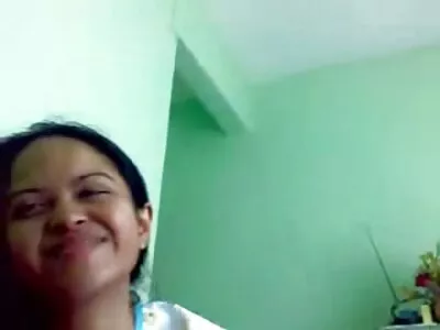 Slut fucked នៅលើម៉ាស៊ីនបោកគក់