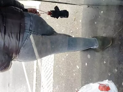 Wench ធ្ងន់កំពូលជិះ Dick