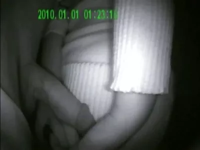 Blowjob នៅខាងក្រោយបញ្ជរហើយផ្ទុកនៅក្នុងមាត់
